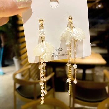 Kórea hot predaj módne šperky vyrábané ručne string sladkovodné pearl náušnice dlhé lemovaný náušnice pre ženy